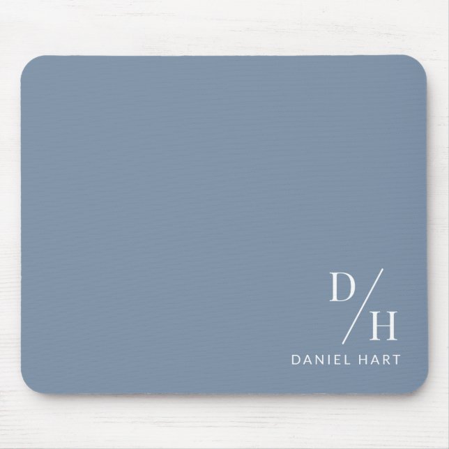 Personalized Minimalist Initial Name Dusty Blue Musmatta (Framsidan)