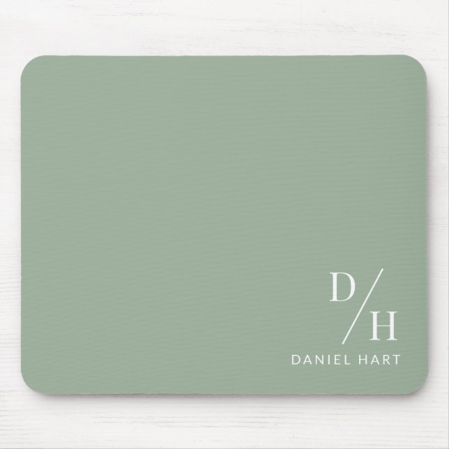 Personalized Minimalist Initial Name Sage Green Musmatta (Framsidan)