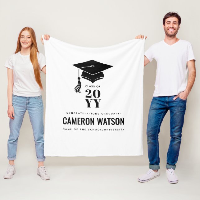 Personalized Modern Hat and Tassel Graduation Fleecefilt (På plats)