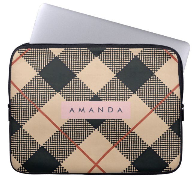 Personalized Modern Tan & Black Checkered Laptop Fodral (Framsidan)