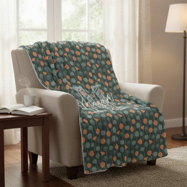Personalized Monogram Floral Doodle Fleece Blanket (Skapare uppladdad)