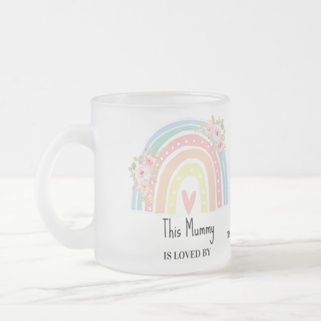 Personalized Mum's Rainbow & Floral Mug Frostad Glasmugg (Vänster)