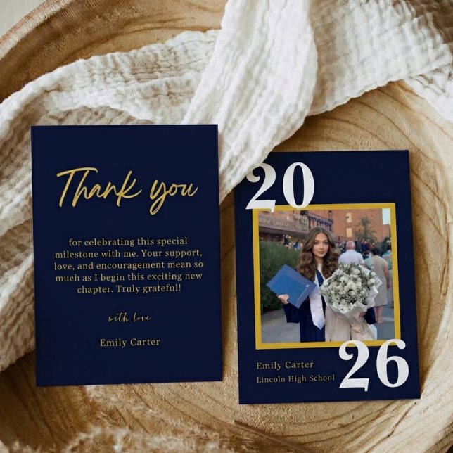 Personalized Navy Bleu Graduation Card Class 2026 Tack Kort (Skapare uppladdad)