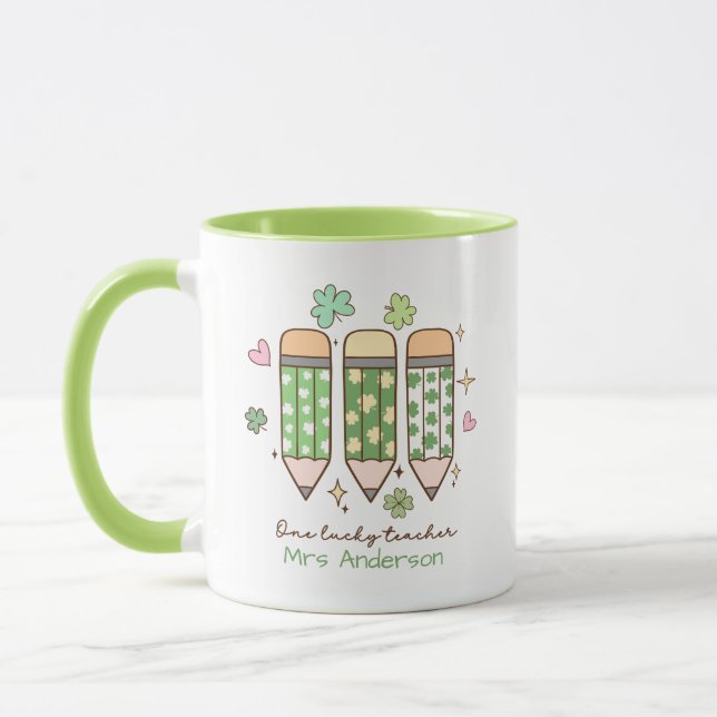 Personalized One Lucky Teacher Retro Pencil Mugg (Vänster)