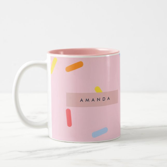 Personalized Pastel Pink Sprinkle Confetti Två-Tonad Mugg (Vänster)