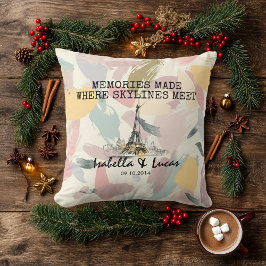 Personalized Pastel Skyline Couple Pillow Kudde