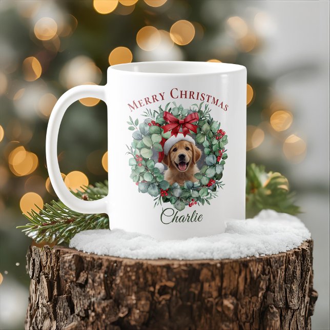 Personalized Pet Christmas Mug with Wreath & Name Kaffemugg (Skapare uppladdad)