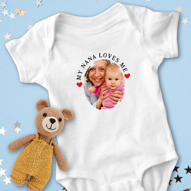 Personalized Photo My Nana Loves Me Grandchild T Shirt (Skapare uppladdad)