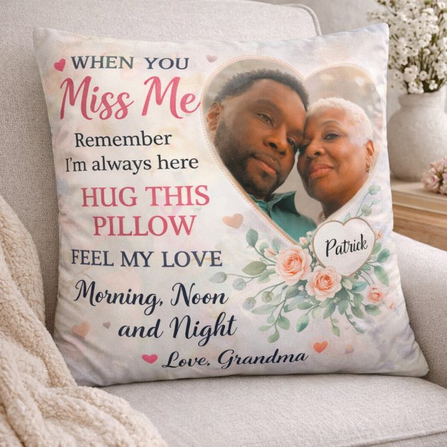 Personalized Photo Throw Pillow from Grandma Kudde (Skapare uppladdad)