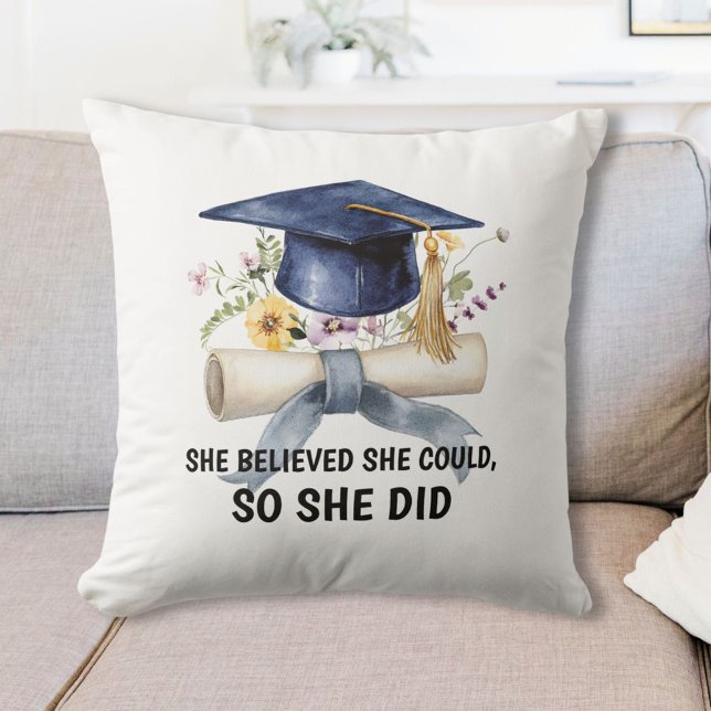 Personalized Quote and Name Floral Graduation Kudde (Skapare uppladdad)