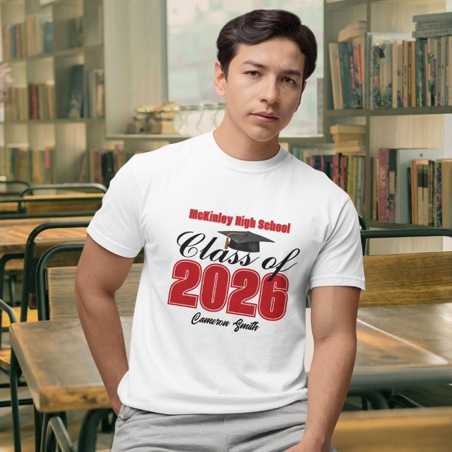Personalized Red Class of 2026 Graduation T Shirt (Skapare uppladdad)