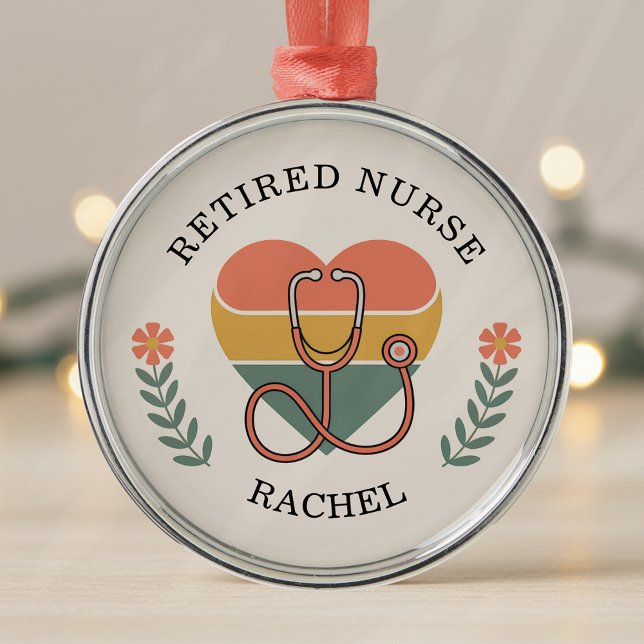 Personalized Retired Nurse Retro Heart Julgransprydnad Metall (Skapare uppladdad)