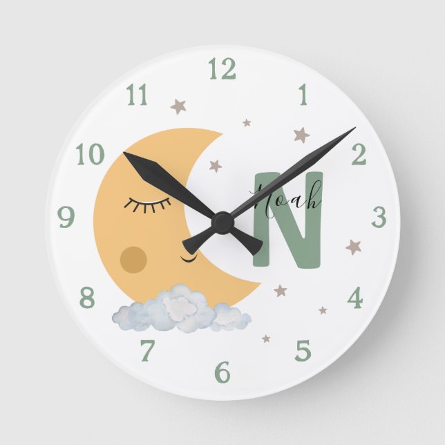 Personalized Sage Green Moon Nursery Clock Custom Rund Klocka (Framsida)