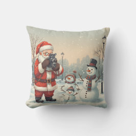 Personalized Santa Photographer & Snowman Selfie Kudde