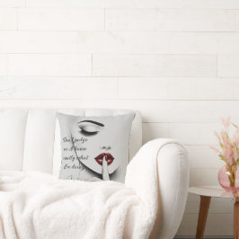 Personalized Sassy Quote Red Lips Beauty Glam Chic Kudde