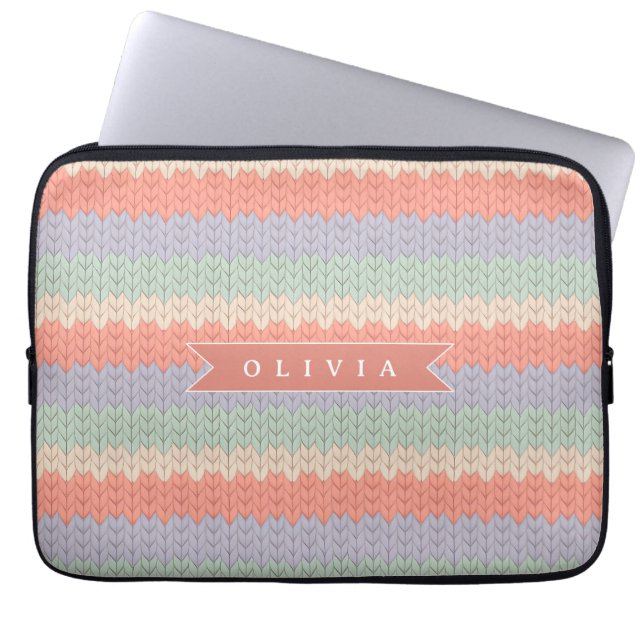 Personalized Scandinavian Pastel Knit Pattern Name Laptop Fodral (Framsidan)