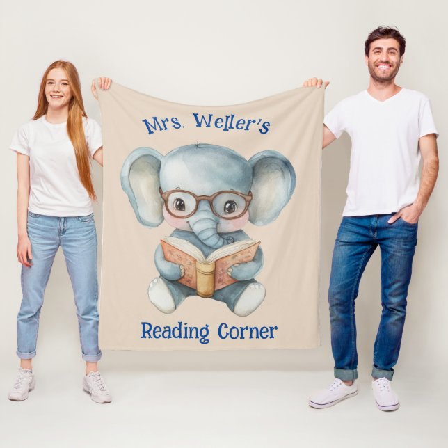 Personalized Teacher Watercolor Elephant Reading Fleecefilt (På plats)