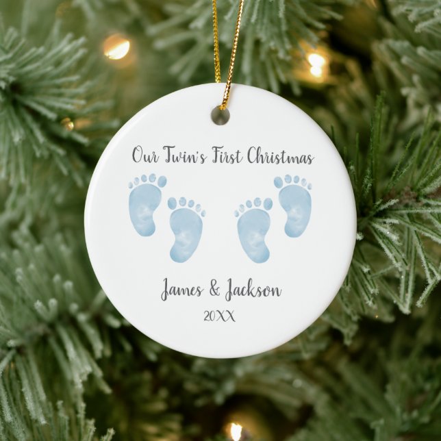 Personalized Twin Baby Boys Blue Footprint  Julgransprydnad Keramik (Träd)