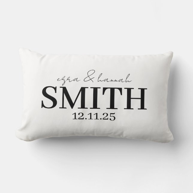 Personalized Wedding Pillow, Last Name & Date Lumbarkudde (Framsida)