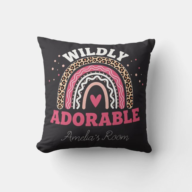 Personalized Wild One Boho Leopard Rainbow Throw  Kudde (Framsida)