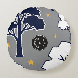 Personalized Woodland Tree and Star Round Pillow  Rund Kudde