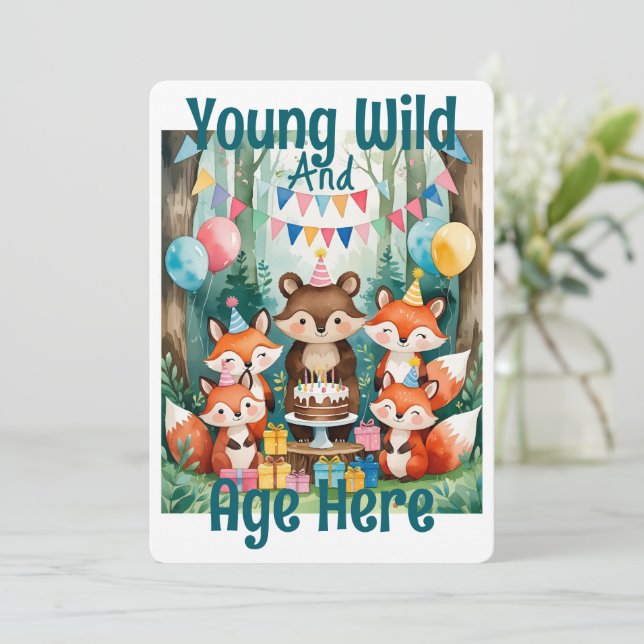 Personalized Young Wild And Age Birthday Party Inbjudningar (Stående Fram)