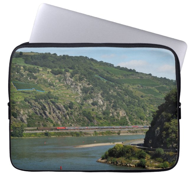 Personenzug in Oberwesel Laptop Fodral (Framsidan)