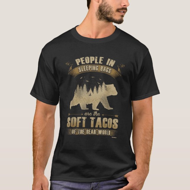 Personer i sovande väskor Shirt Funny Camper Gift  T (Framsida)