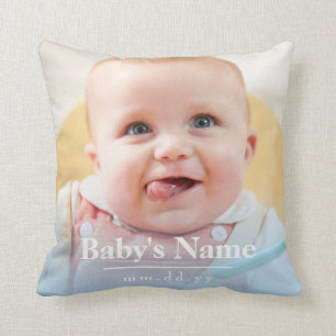 Personifiera det pastellfärgade färgbabyfotoet kudde