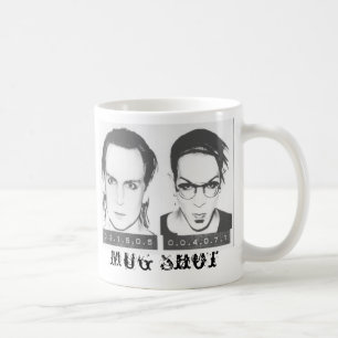 Personifiera sköt kaffemuggen för fotoet muggen kaffemugg