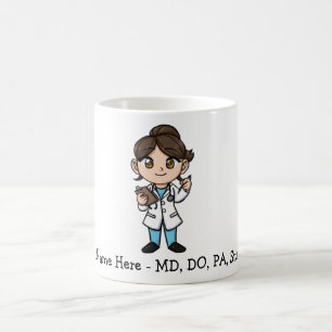 Personifierad gullig medicinsk professionell kaffemugg