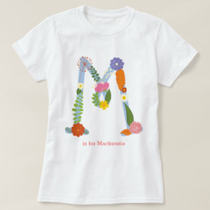 Personifierad nyckfull blommaMonogram (M) Tee