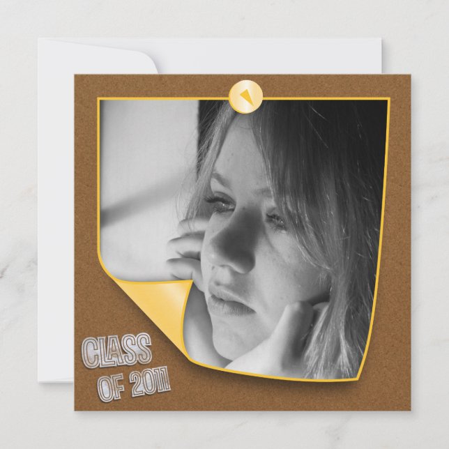 Personifierade klibbiga noterar studenteninbjudan inbjudningar (Framsida)