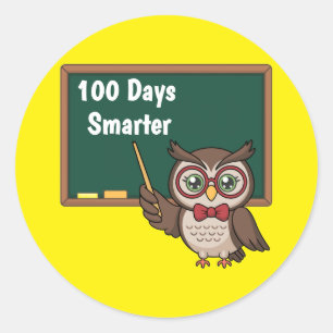 Personlig 100 dagar smartare uggla och svarta tavl runt klistermärke