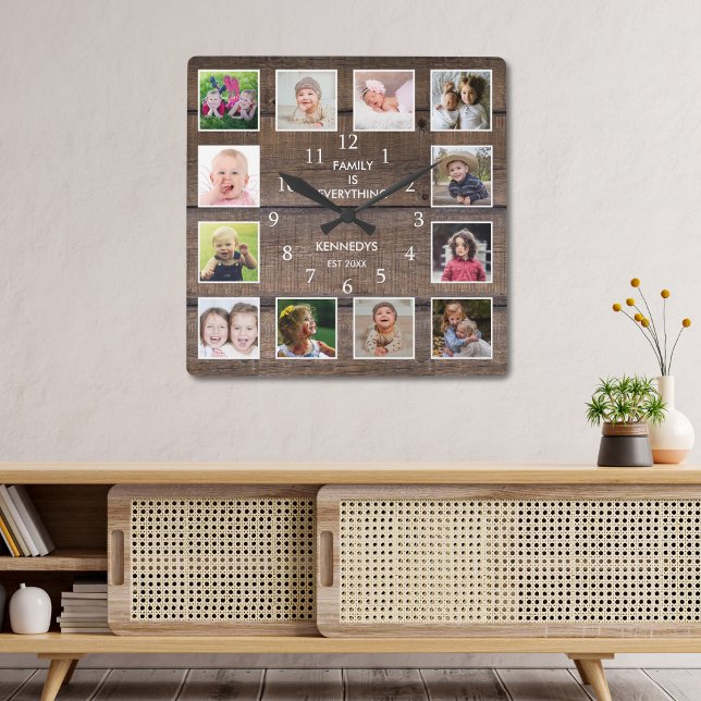 Personlig 12 Fotokollage Rustic Brown Wood Fyrkantig Klocka (Personalized 12 Photo Collage Rustic Brown Wood Square Wall Clock)