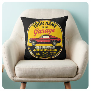 Personlig 1967 Fastback Red Classic Car Garage Kudde