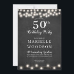 Personlig 50-årsdag Svart-vit kritskrifttavla Inbjudningar<br><div class="desc">En elegant personlig modern födelsedagsinbjudan för kvällens stjärna. Enkel svart-vit 50-årsdag inbjudan med glittrande stjärnsträngar,  ett klassiskt namn i serifstil kontrasterat med en vacker scriptstil. Anpassa för man eller kvinna.</div>
