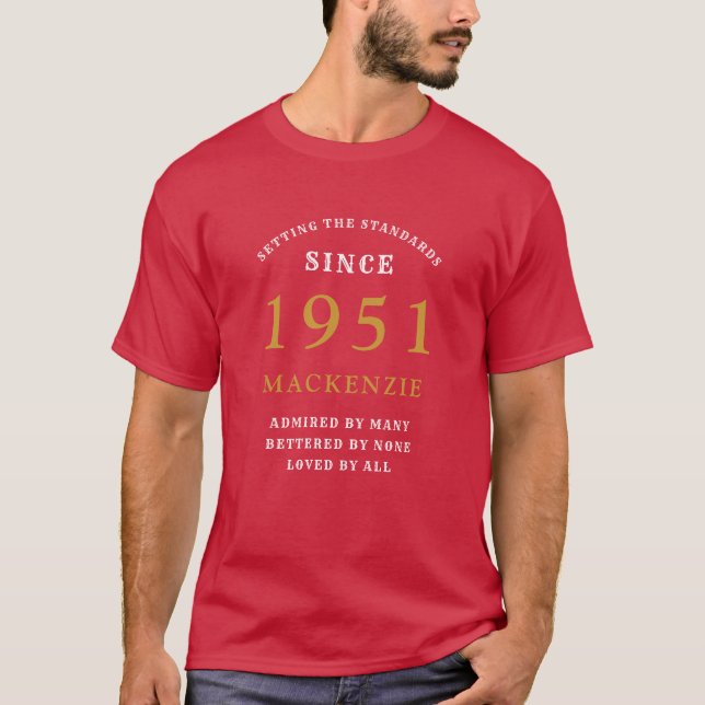 Personlig 70:e födelsedagen 1951 Guld Red Pappa T Shirt (Framsida)