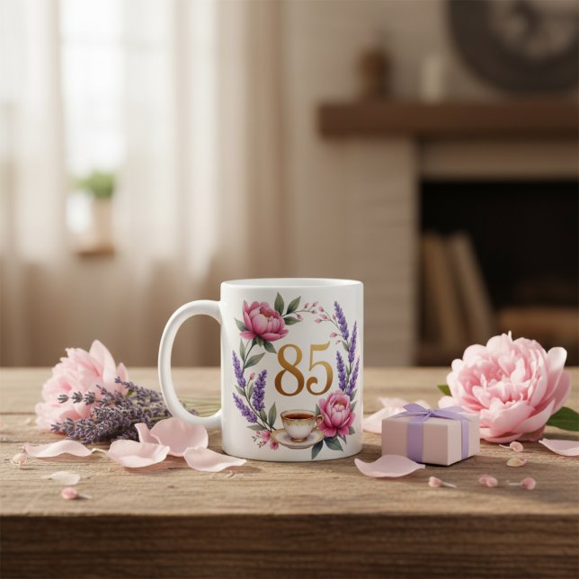 Personlig 85-årspresent för mormor - Blommig tekop Kaffemugg (Personalized 85th Birthday Grandma Mug Floral Tea)