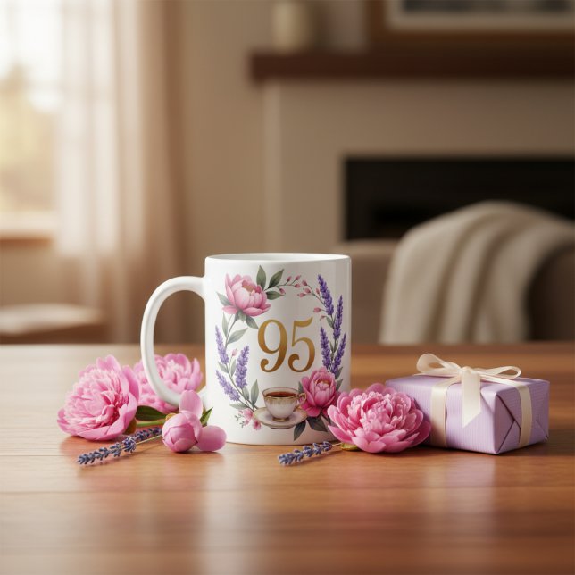 Personlig 95-årsdag Mormor Elegant Mugg (Personalized 95th Birthday Grandma Elegant Mug)