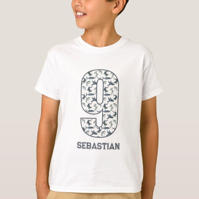 Personlig 9:e födelsedagshuset t shirt (Framsida)