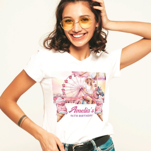 Personlig Amusement Park Carousel Birthday T Shirt (Skapare uppladdad)
