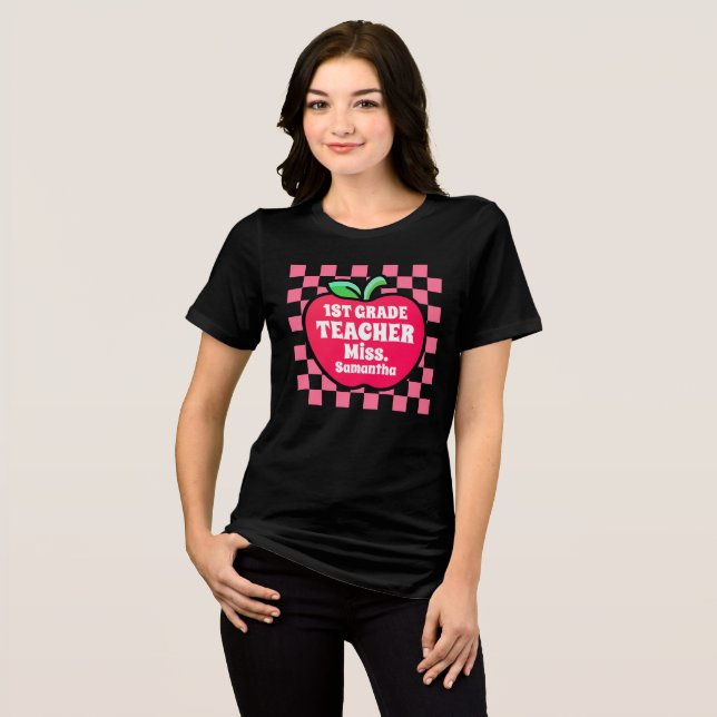 Personlig Apple First Klass Lärare Namn T Shirt (Framsida Full)