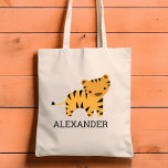 Personlig av beundransvärda tigerbarn tygkasse<br><div class="desc">De här barnens väska för djur älskare är en söt illustration av en tiger. Anpassa den med ditt barns namn i svart brev. Gör en underbar väska för bok för pojkar eller flickor!</div>