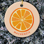 Personlig av Citrus Orange Julgransprydnad Keramik<br><div class="desc">Zingy citrusfrukter av orange med  rosa. Lite festlig roligt. Ändra namn för att anpassa. Originalkonst av Nic Squirrell.</div>