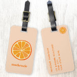Personlig av Citrus Orange Roligt Bagagebricka<br><div class="desc">Roligt orange citrusfrukter på  rosa. Originalkonst av Nic Squirrell. Du kan anpassa namn på framsidan och detaljerna på baksidan.</div>