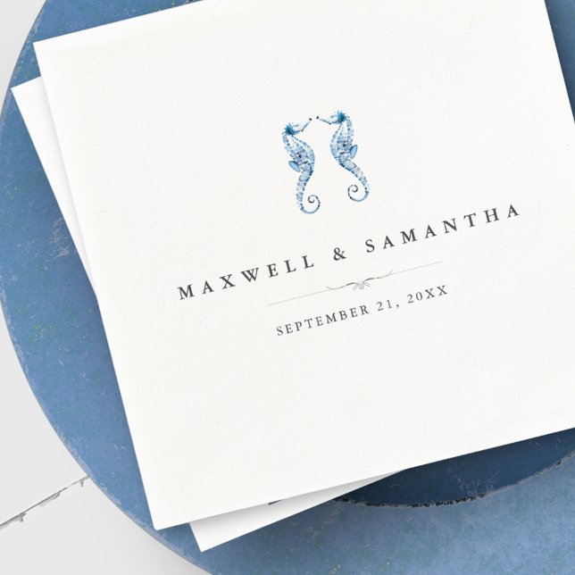 Personlig av kuststrupe pappersservett (personalized napkins blue seahorses beach wedding unique art by Victoria Grigaliunas )