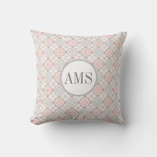 Personlig av marockanska blommor, monogram kudde
