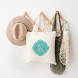 Personlig av turkos Anpassningsbar Monogram Tygkasse<br><div class="desc">Cute Girly Modern Tote Bag med Anpassningsbar Personlig Namn och Initial Monogram i Vintagen Marocko Quatrefoil Klöver Shape Ram Gräns</div>