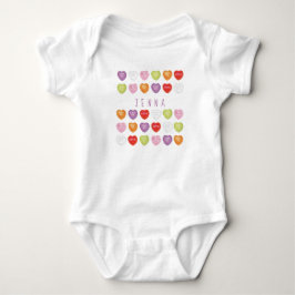 Personlig babybodysuit med konversationshjärtan t shirt